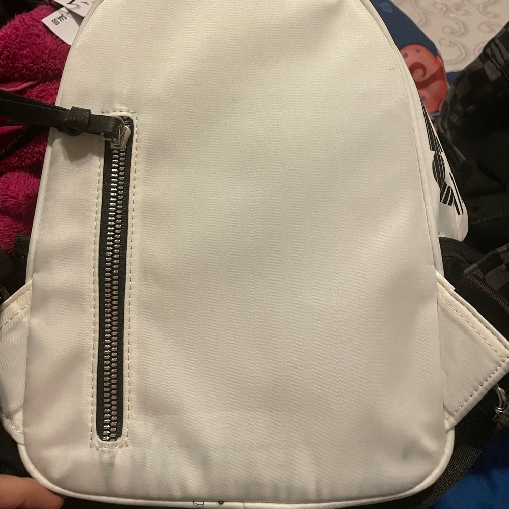 Steve Madden White Backpack - Picture 9 of 15